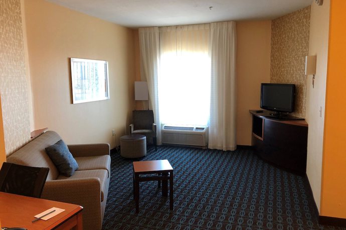 Imagen de la habitación del Hotel Fairfield Inn And Suites Oklahoma City Airport. Foto 14