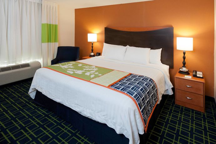 Imagen de la habitación del Hotel Fairfield Inn And Suites Tallahassee Central. Foto 8