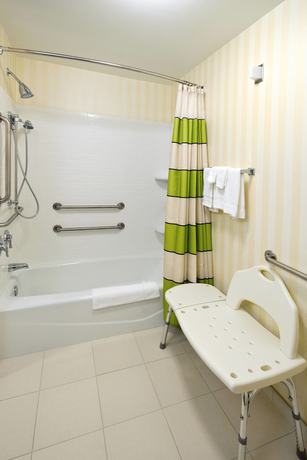 Imagen de la habitación del Hotel Fairfield Inn And Suites Tallahassee Central. Foto 11