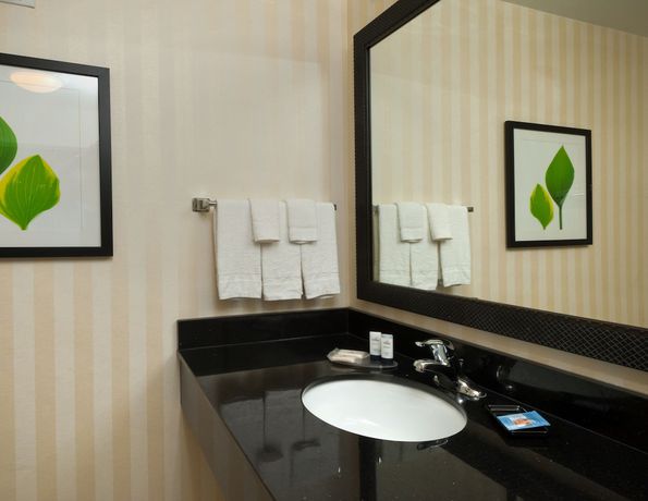 Imagen de la habitación del Hotel Fairfield Inn And Suites Tallahassee Central. Foto 14