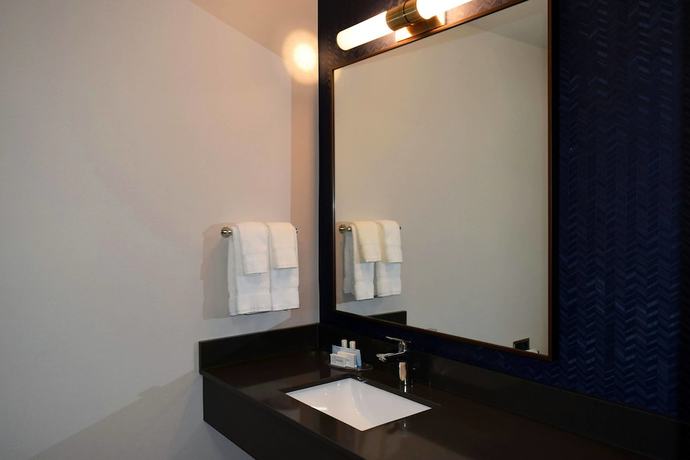 Imagen de la habitación del Hotel Fairfield Inn And Suites Youngstown Austintown. Foto 8