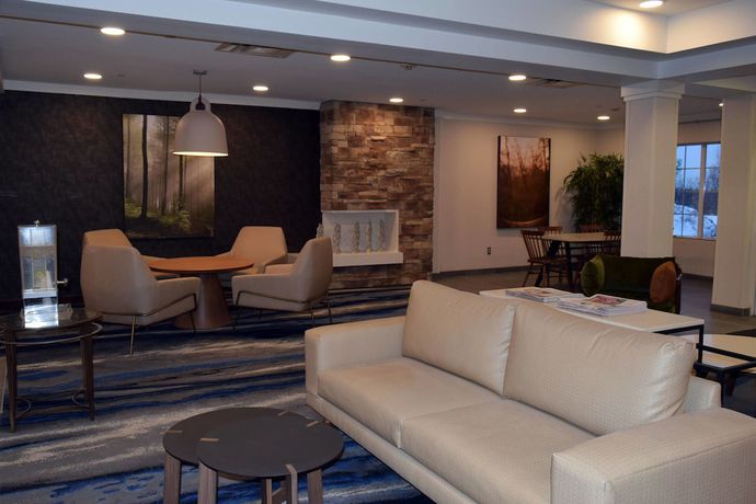 Imagen de los interiores del Hotel Fairfield Inn And Suites Youngstown Austintown. Foto 16