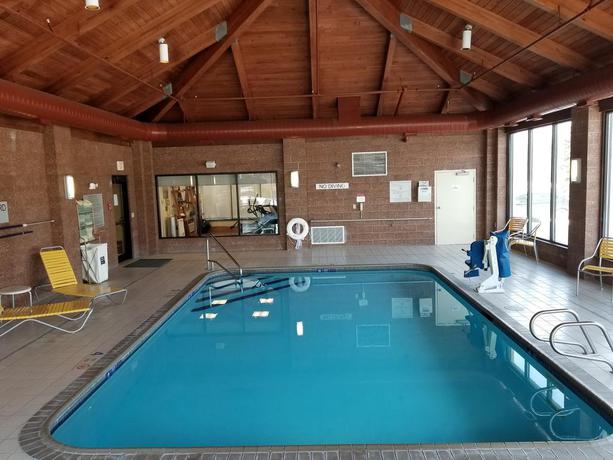 Imagen de la piscina del Hotel Fairfield Inn By Marriott Binghamton. Foto 8