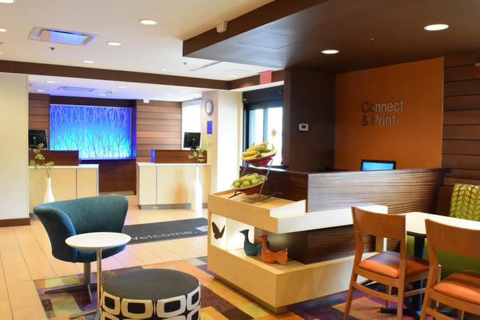 Imagen de los interiores del Hotel Fairfield Inn By Marriott Binghamton. Foto 5