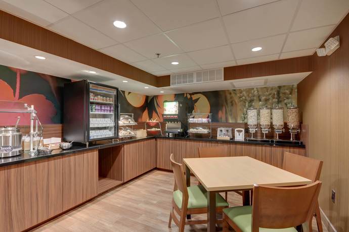 Imagen del bar/restaurante del Hotel Fairfield Inn By Marriott Boston Tewksbury/andover. Foto 2