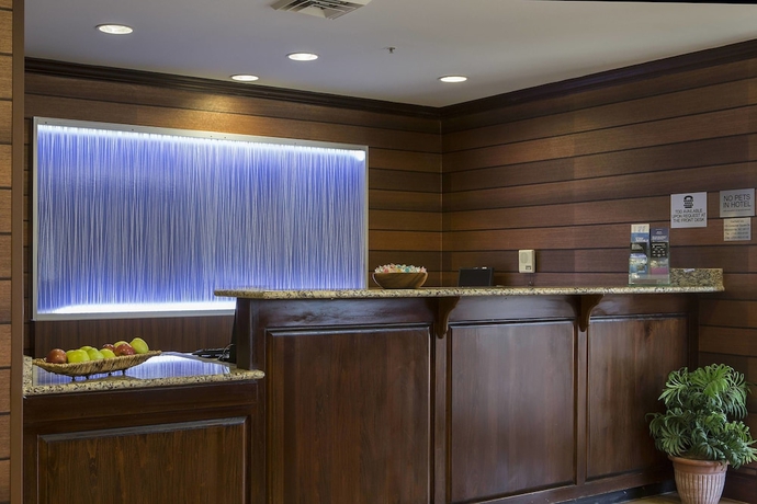 Imagen de los interiores del Hotel Fairfield Inn By Marriott Charlotte Mooresville. Foto 13