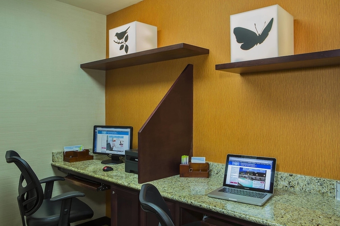 Imagen de los interiores del Hotel Fairfield Inn By Marriott Charlotte Mooresville. Foto 17