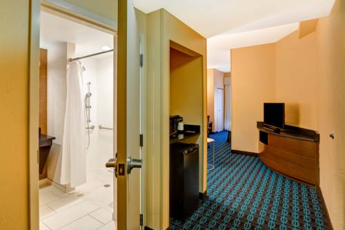Imagen de la habitación del Hotel Fairfield Inn By Marriott Christiansburg. Foto 16