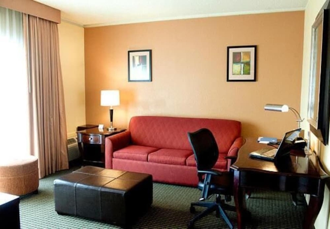 Imagen de la habitación del Hotel Fairfield Inn By Marriott Cincinnati North Sharonville. Foto 7