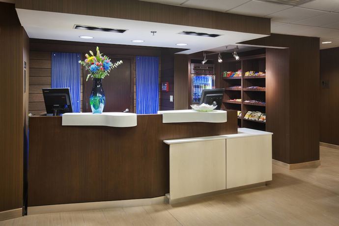 Imagen de los interiores del Hotel Fairfield Inn By Marriott East Rutherford Meadowlands. Foto 17
