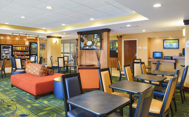 Imagen de los interiores del Hotel Fairfield Inn By Marriott Evansville East. Foto 10