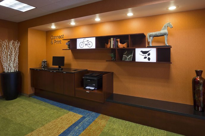 Imagen de los interiores del Hotel Fairfield Inn By Marriott Evansville West. Foto 7