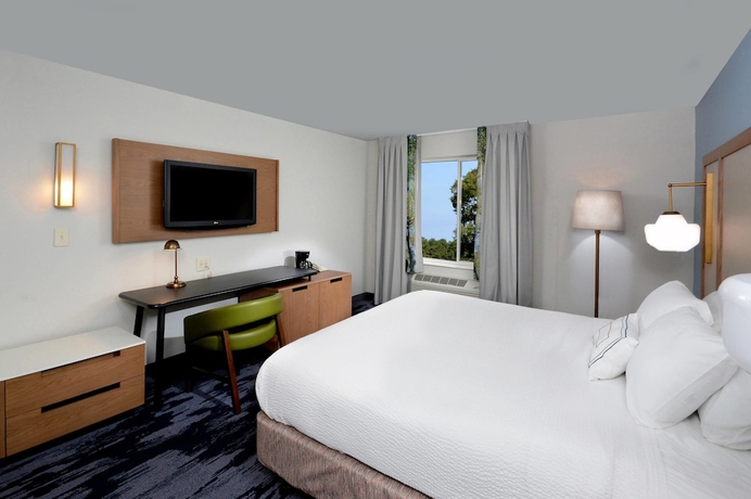 Imagen de la habitación del Hotel Fairfield Inn By Marriott Greensboro Airport. Foto 8