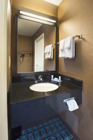 Imagen de la habitación del Hotel Fairfield Inn By Marriott Huntsville. Foto 6