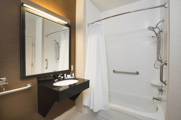Imagen de la habitación del Hotel Fairfield Inn By Marriott Huntsville. Foto 8