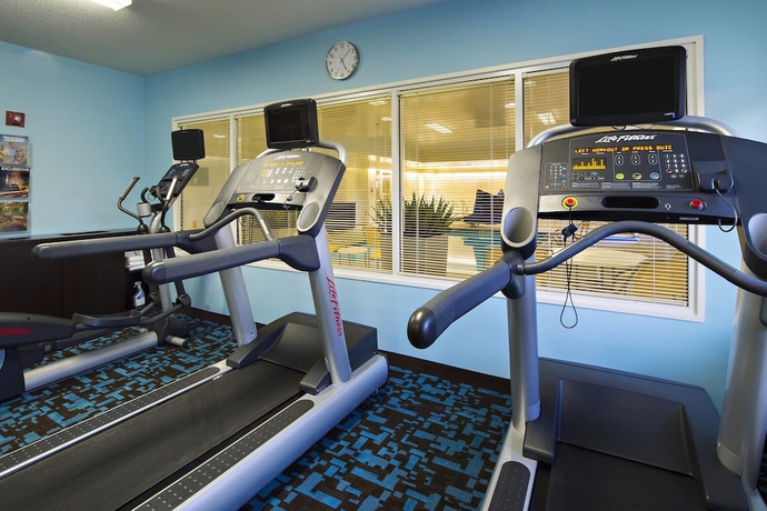 Imagen de los interiores del Hotel Fairfield Inn By Marriott Huntsville. Foto 12