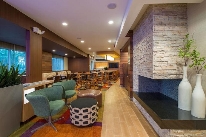 Imagen de los interiores del Hotel Fairfield Inn By Marriott Indianapolis Northwest. Foto 18