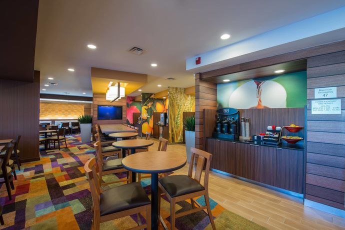 Imagen del bar/restaurante del Hotel Fairfield Inn By Marriott Indianapolis Northwest. Foto 5