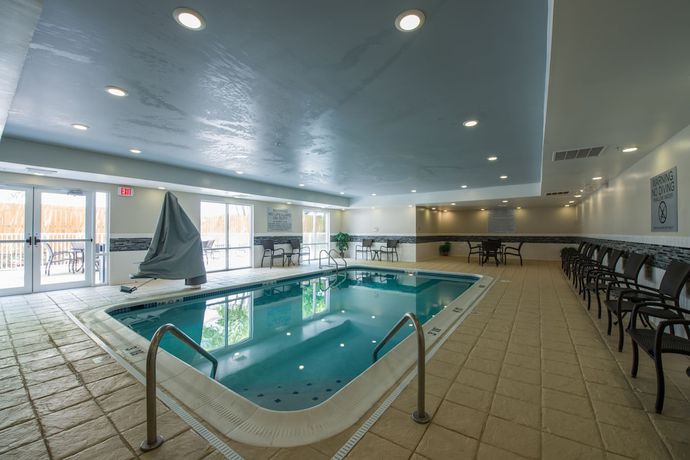 Imagen de la piscina del Hotel Fairfield Inn By Marriott Indianapolis Northwest. Foto 19