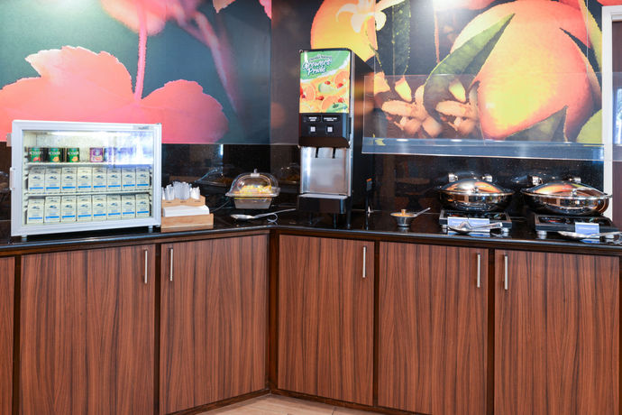 Imagen de los interiores del Hotel Fairfield Inn By Marriott Jacksonville Orange Park. Foto 16