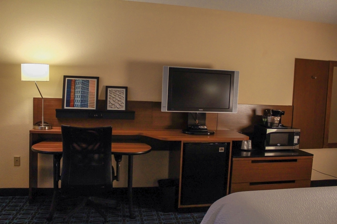 Imagen de la habitación del Hotel Fairfield Inn By Marriott Kalamazoo West. Foto 13