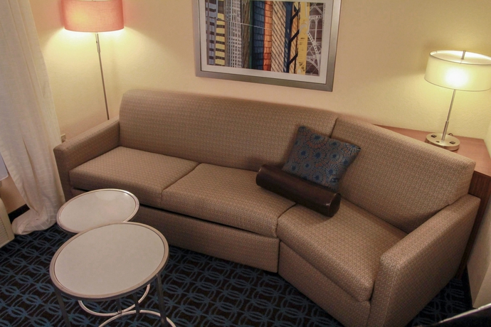 Imagen de la habitación del Hotel Fairfield Inn By Marriott Kalamazoo West. Foto 14