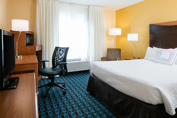 Imagen de la habitación del Hotel Fairfield Inn By Marriott Kansas City Airport. Foto 6