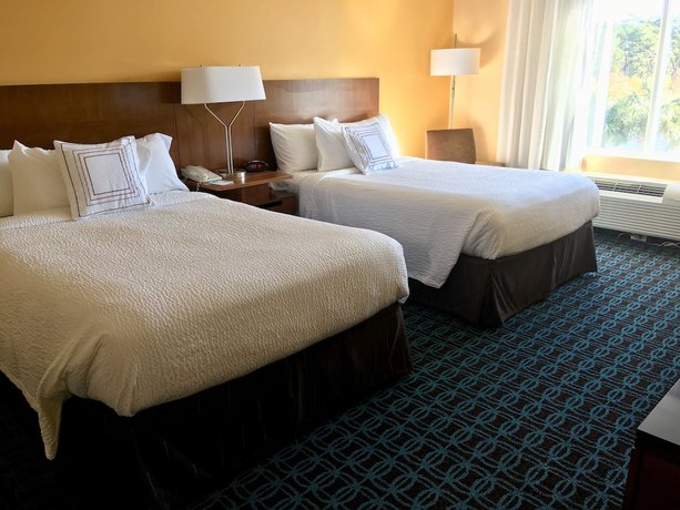 Imagen de la habitación del Hotel Fairfield Inn By Marriott Myrtle Beach Broadway At The Beach. Foto 15