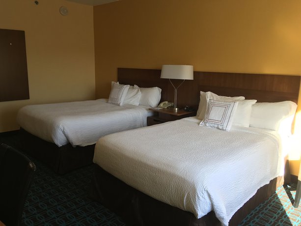 Imagen de la habitación del Hotel Fairfield Inn By Marriott Myrtle Beach Broadway At The Beach. Foto 17