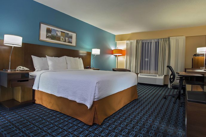 Imagen de la habitación del Hotel Fairfield Inn By Marriott Myrtle Beach North. Foto 4