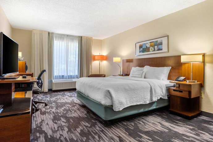Imagen de la habitación del Hotel Fairfield Inn By Marriott Myrtle Beach North. Foto 7