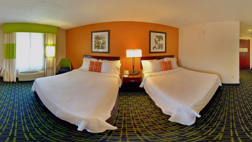 Imagen de la habitación del Hotel Fairfield Inn By Marriott Potomac Mills. Foto 4