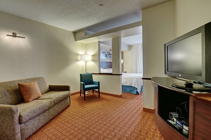 Imagen de la habitación del Hotel Fairfield Inn By Marriott Potomac Mills. Foto 7