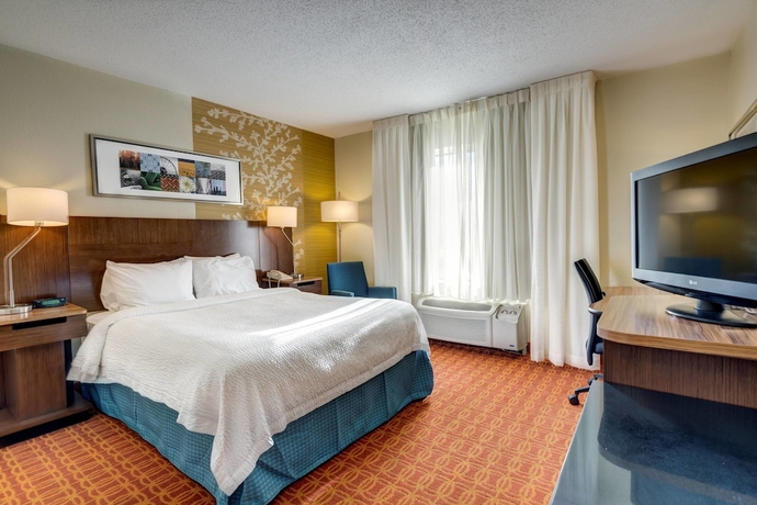 Imagen de la habitación del Hotel Fairfield Inn By Marriott Potomac Mills. Foto 14
