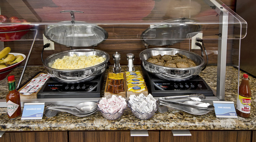 Imagen de la habitación del Hotel Fairfield Inn By Marriott Raleigh Airport/rtp. Foto 10