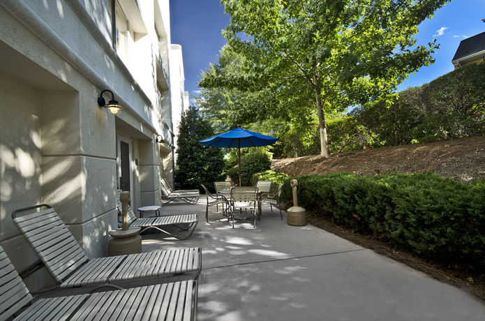 Imagen de los exteriores del Hotel Fairfield Inn By Marriott Raleigh Airport/rtp. Foto 14