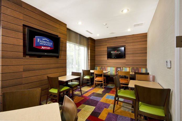 Imagen de la habitación del Hotel Fairfield Inn By Marriott Raleigh Airport/rtp. Foto 13