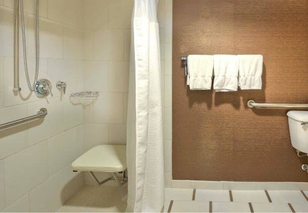 Imagen de la habitación del Hotel Fairfield Inn By Marriott Raleigh Crabtree. Foto 8