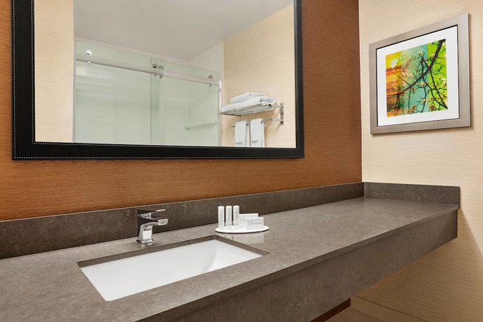 Imagen de la habitación del Hotel Fairfield Inn By Marriott Roseville. Foto 8