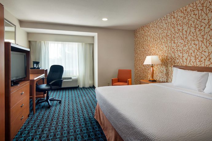 Imagen de la habitación del Hotel Fairfield Inn By Marriott Sacramento Cal Expo. Foto 7