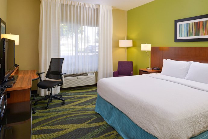 Imagen de la habitación del Hotel Fairfield Inn By Marriott Salt Lake City Layton. Foto 17