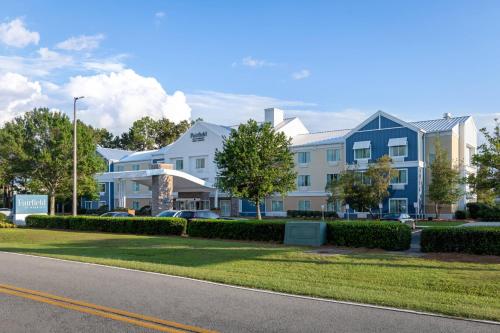 Imagen general del Hotel Fairfield Inn By Marriott Savannah Airport. Foto 1