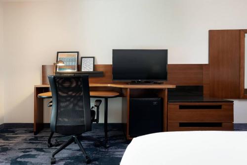 Imagen de la habitación del Hotel Fairfield Inn By Marriott Savannah Airport. Foto 19
