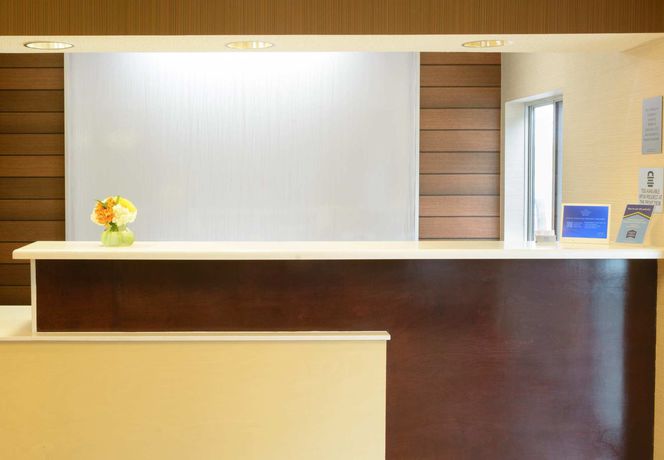 Imagen de los interiores del Hotel Fairfield Inn By Marriott St. Louis Collinsville,. Foto 10