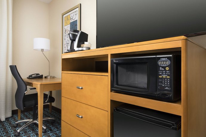 Imagen de la habitación del Hotel Fairfield Inn By Marriott Washington D.c.. Foto 11