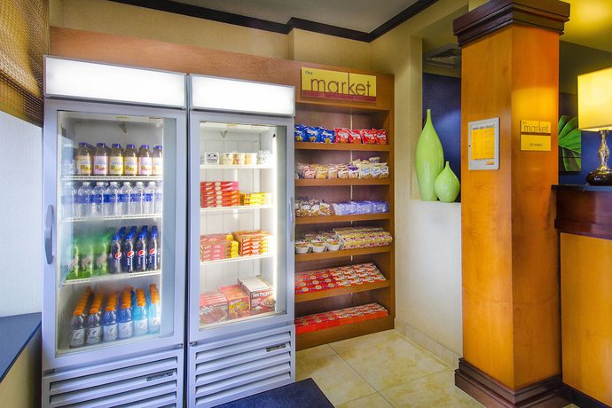 Imagen de los interiores del Hotel Fairfield Inn By Marriott Washington D.c.. Foto 17