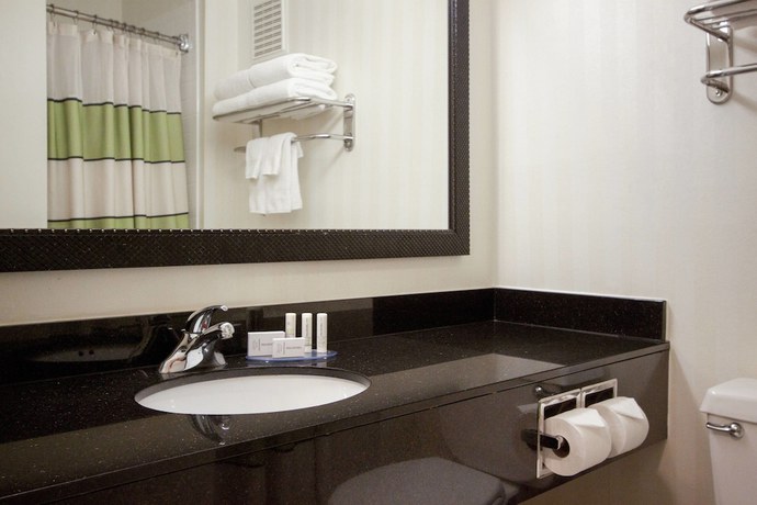 Imagen de la habitación del Hotel Fairfield Inn Forsyth Decatur. Foto 14