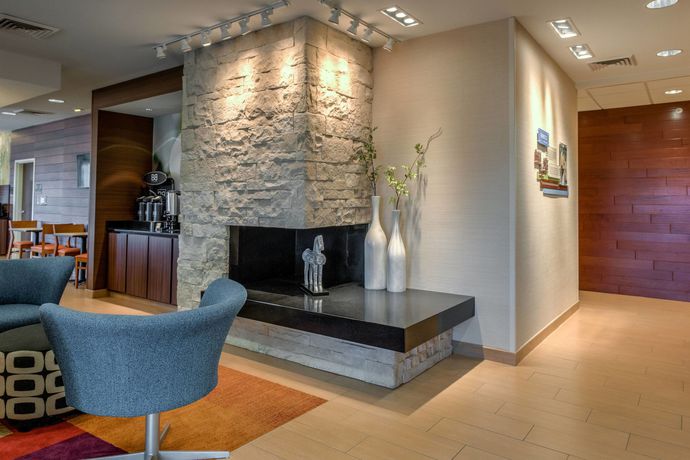 Imagen de los interiores del Hotel Fairfield Inn Fort Leonard Wood St. Robert. Foto 10