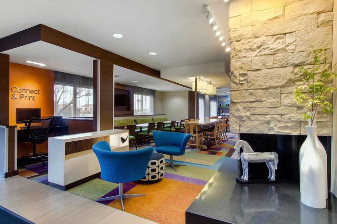 Imagen de los interiores del Hotel Fairfield Inn Fort Leonard Wood St. Robert. Foto 11