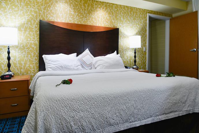 Imagen de la habitación del Hotel Fairfield Inn Hartford Airport. Foto 7